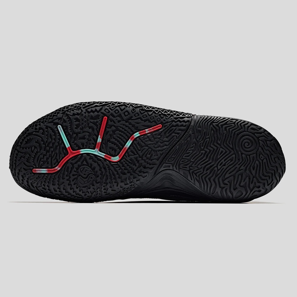Anta KAI 2 Triple Black
