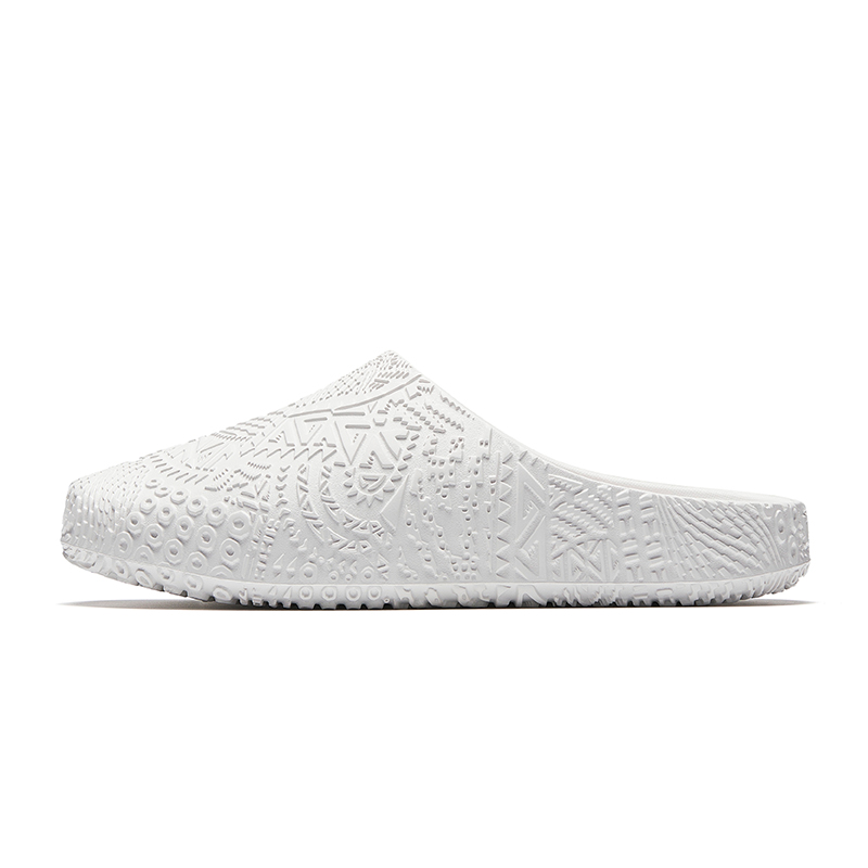 Anta KAI Hela Slides